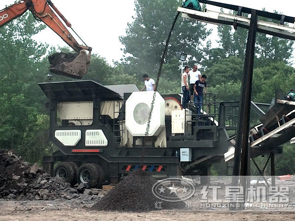 移动探花APP苹果版下载工作现场
